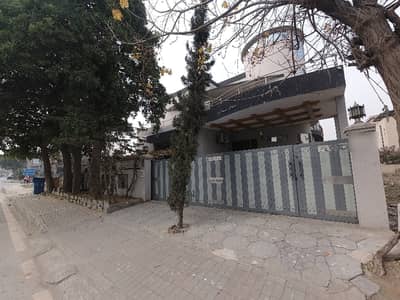 Triple Storey 1 Kanal House For Sale In Bahria Town Phase 4 Rawalpindi