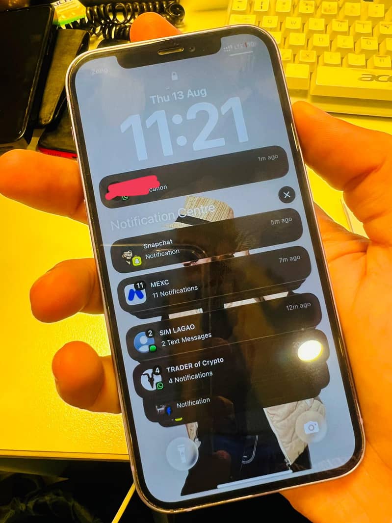 Apple iPhone 12 0