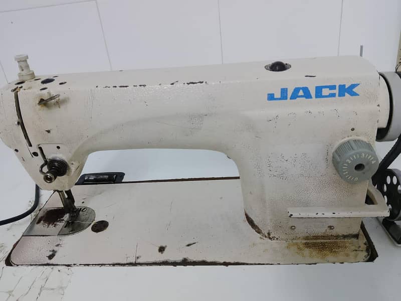 JACK SEWING MACHINE 3