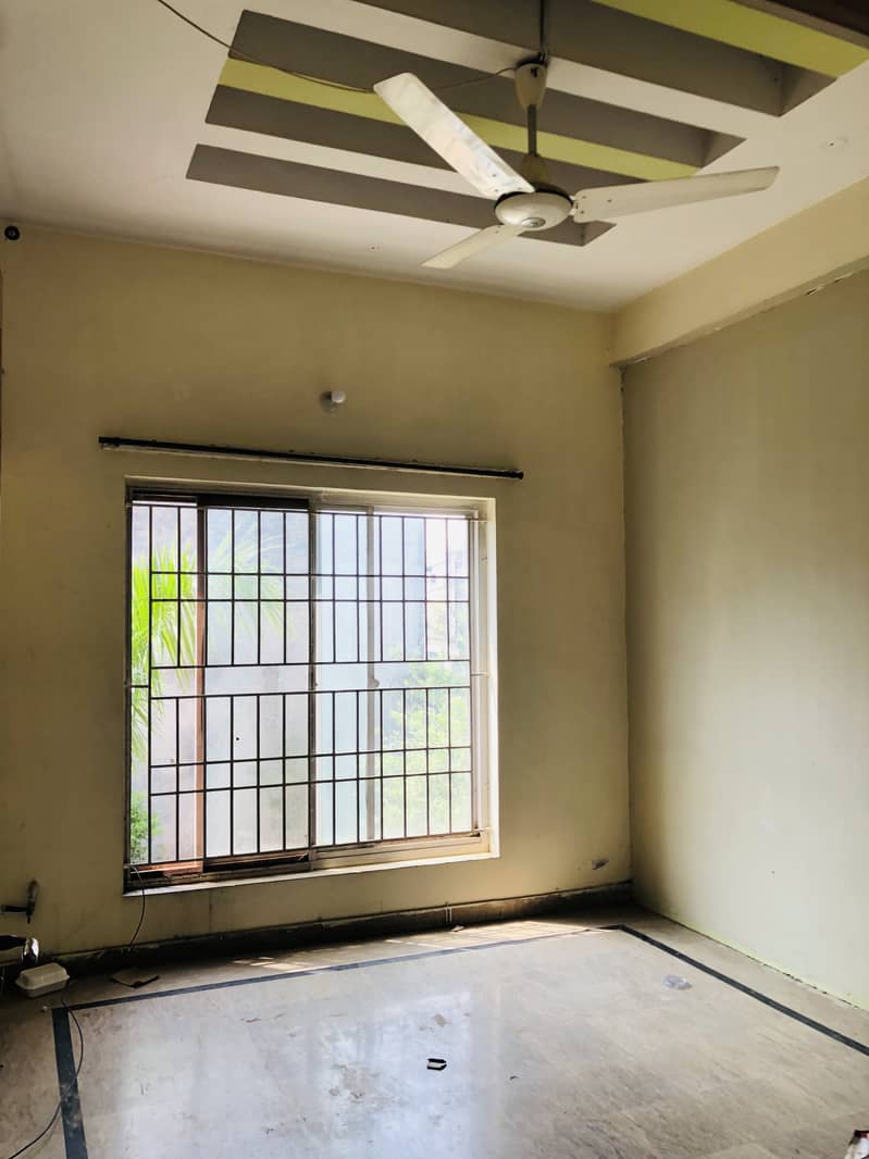 Upper Portion For Rent 3