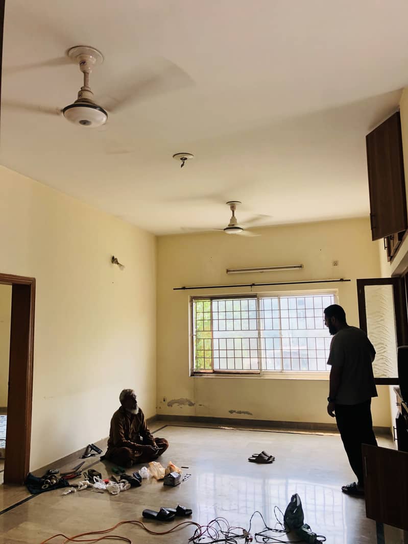 Upper Portion For Rent 4
