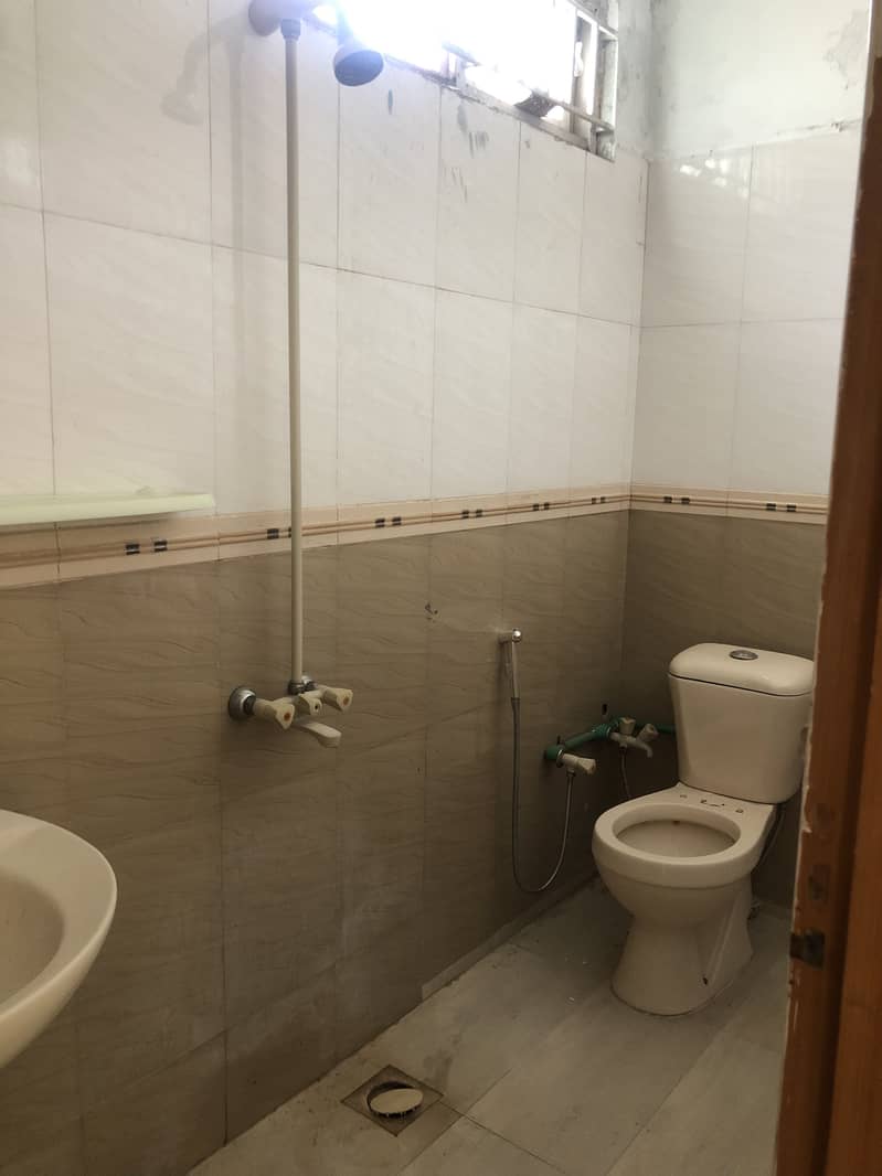 Upper Portion For Rent 9