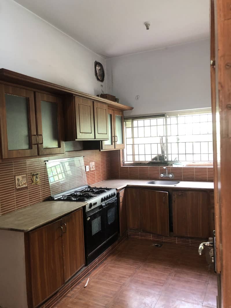 Upper Portion For Rent 10
