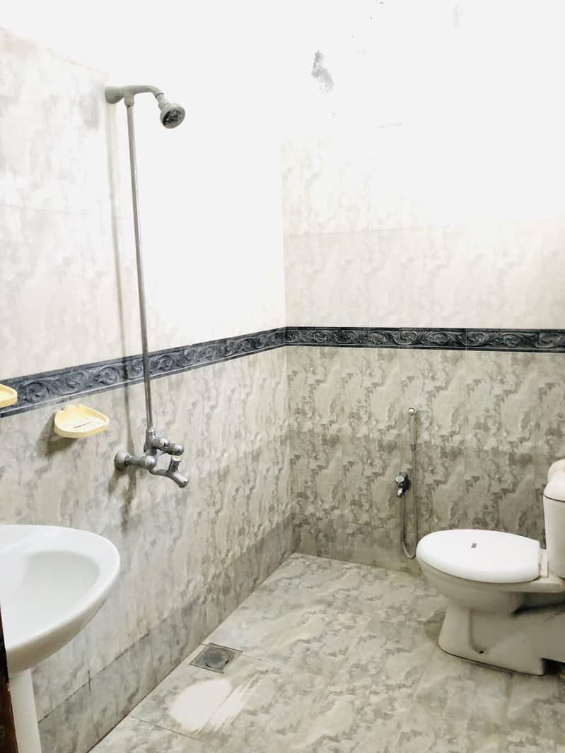 Upper Portion For Rent 11