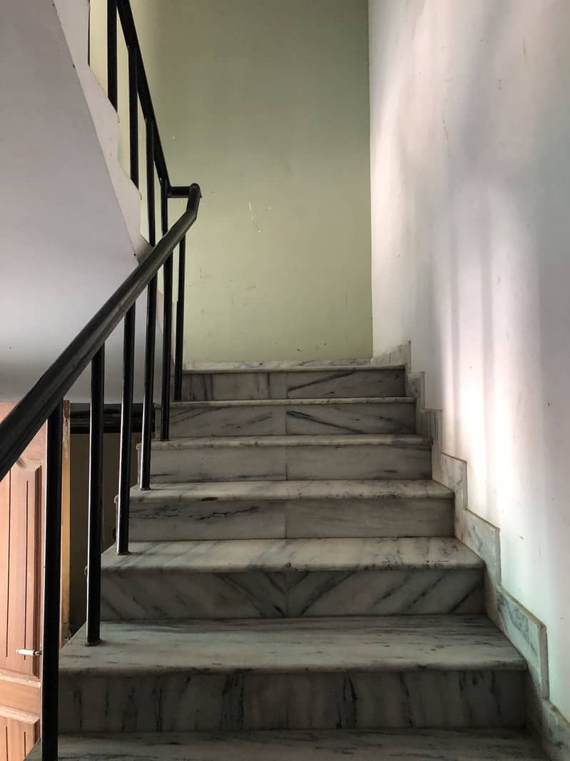 Upper Portion For Rent 14