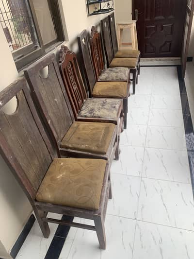 Used Old Furniture Available for Sale