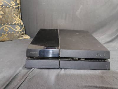 PS4 1TB SSD Jailbreak | 13 Games | 2 Controllers – Ready to Play