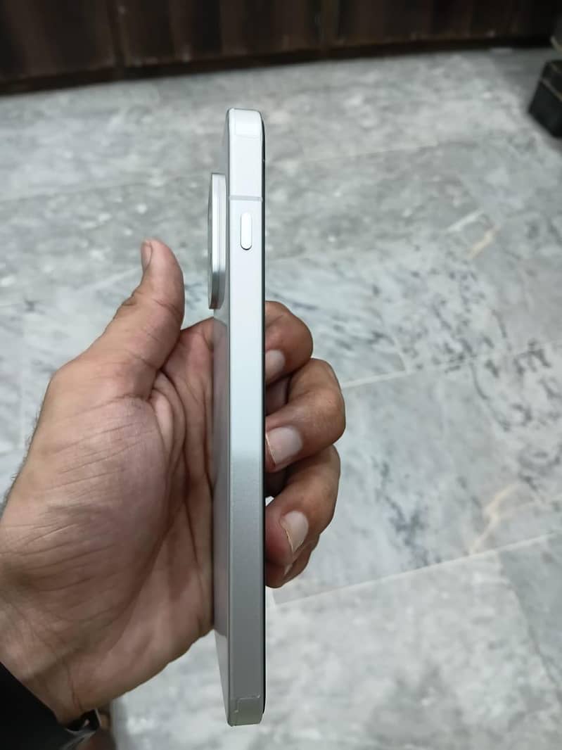 One Plus 13t 2