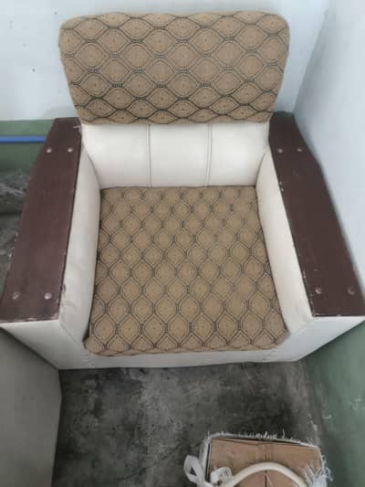 Sofa Set For Sale New Condition