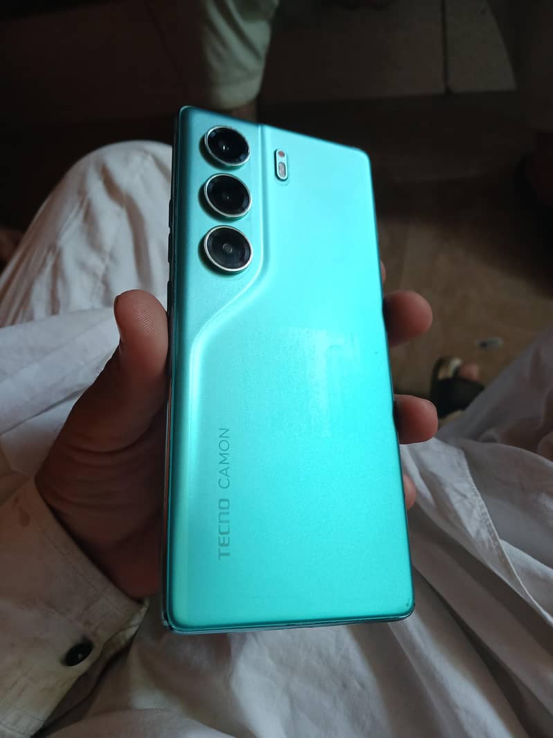 Tecno CAMON 40 5