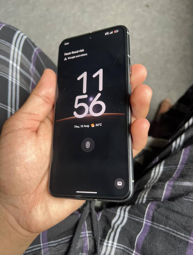 Google Pixel 8 3