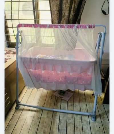 Baby cot/ baby jhoola / baby swing
