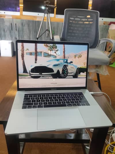 MacBook Pro 15-inch 2019 | Core i7 | 16GB RAM 4GB Graphics