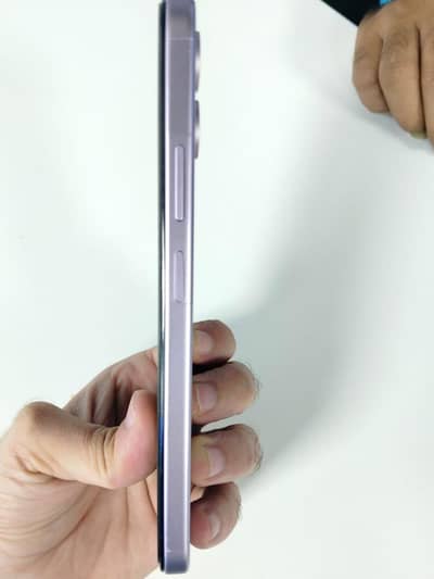 Realme C100i