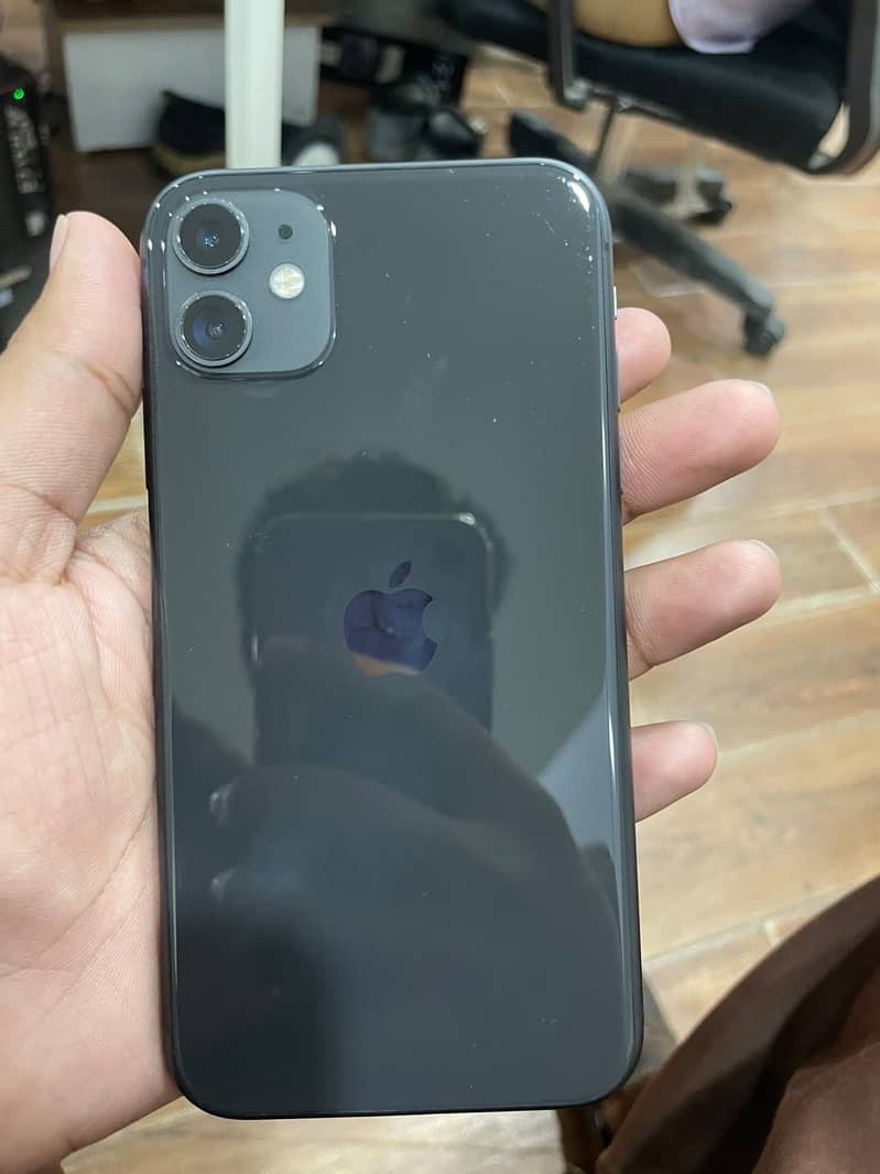 Apple iPhone 11 0