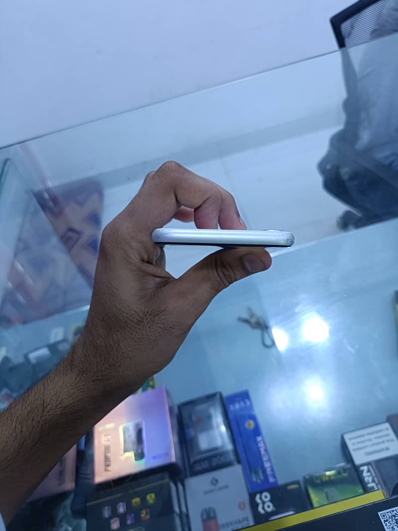 Apple iPhone SE 2
