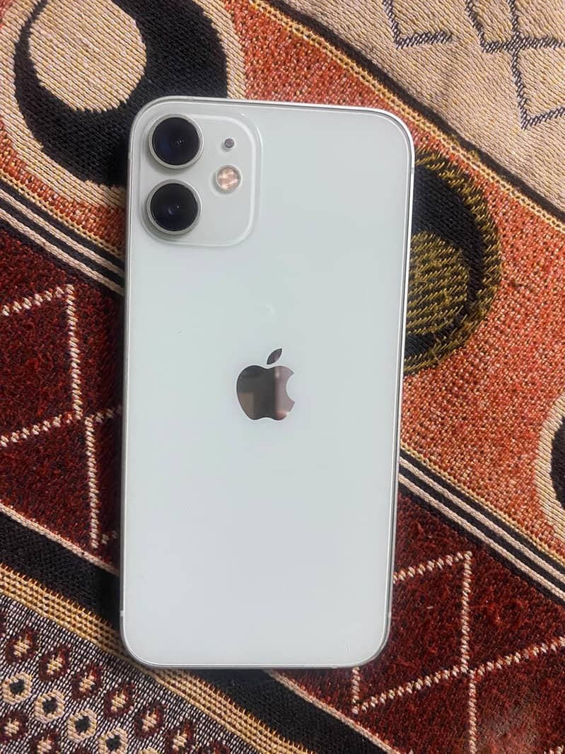 Apple iPhone 12 mini 2