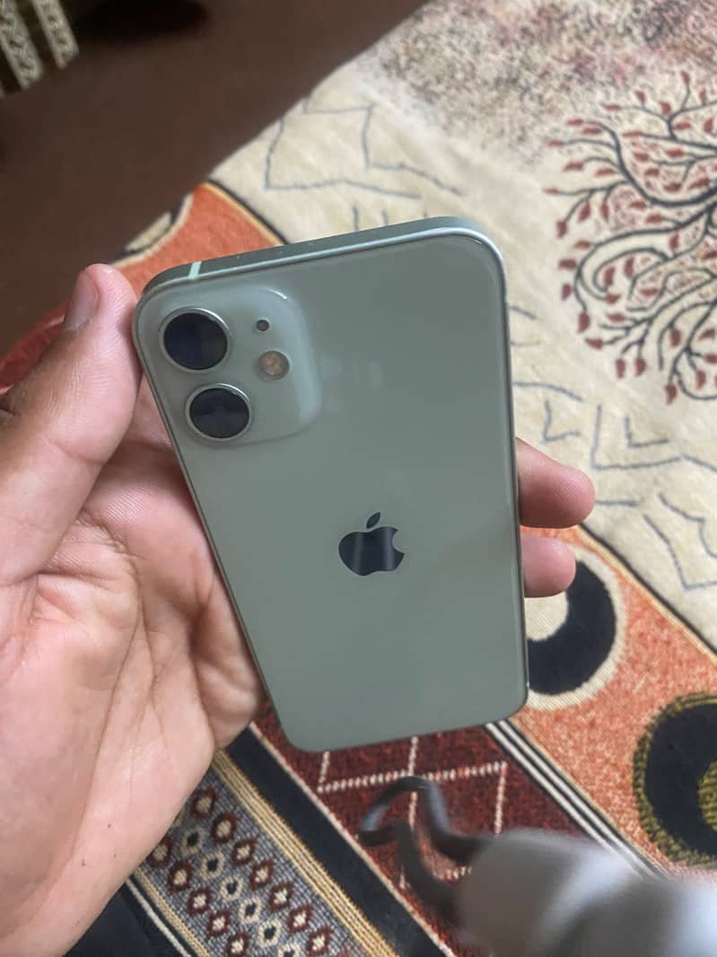 Apple iPhone 12 mini 5
