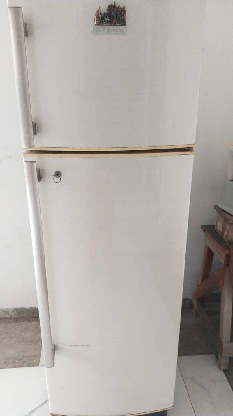 Electrolux fridge 0