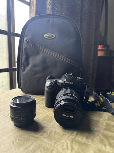 Nikon d7200 with 2 lenses and a bag