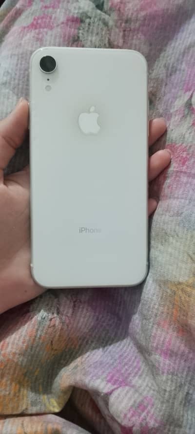 Apple iPhone XR