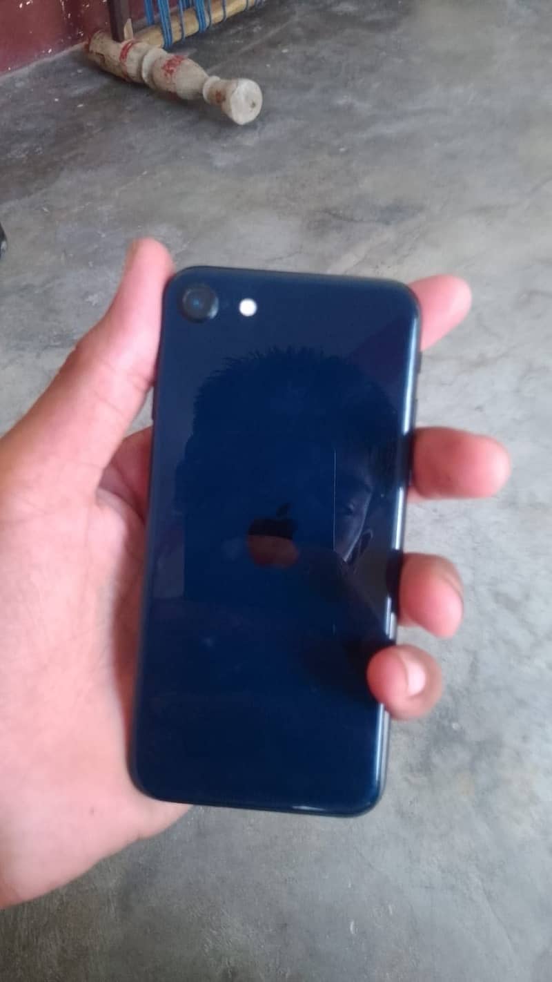 Apple iPhone SE 3rd generation 2