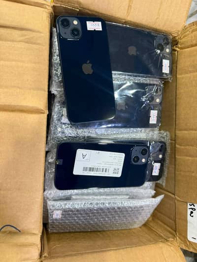 Apple iPhone 13