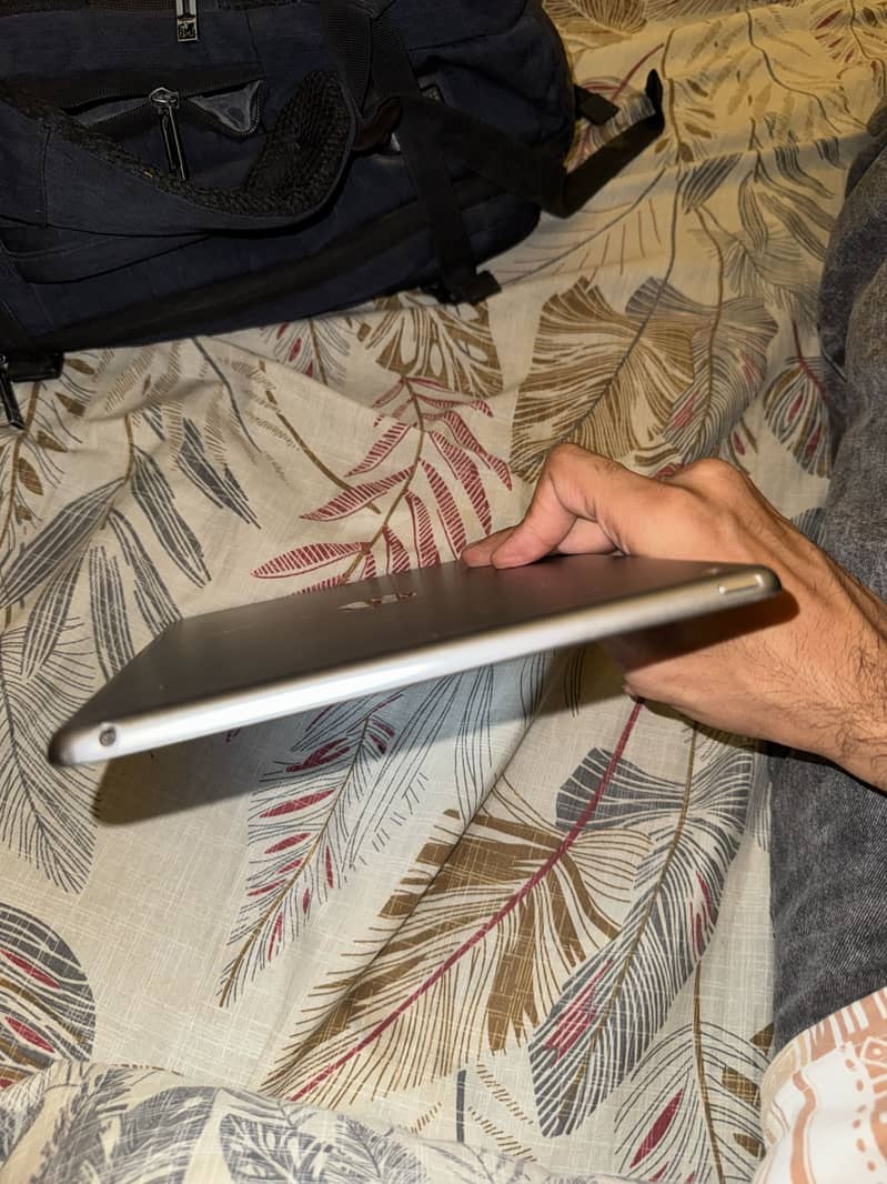 ipad 6 32gb 2