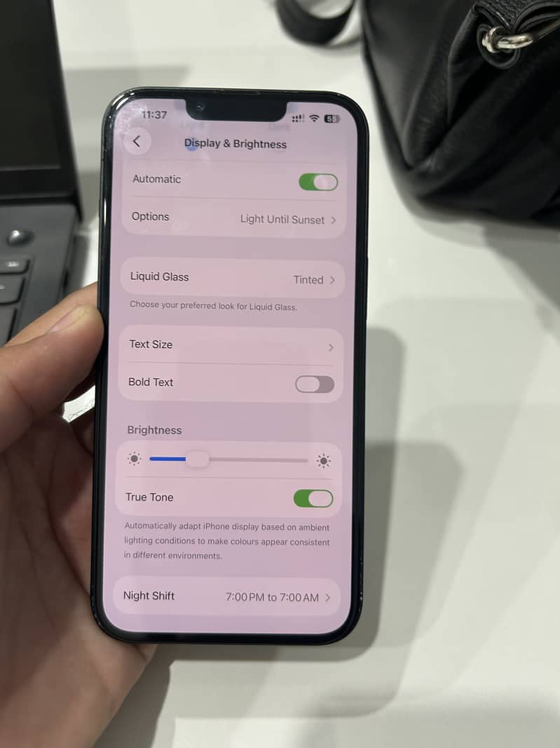Apple iPhone 13 1