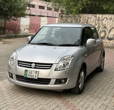 Suzuki Swift DLX 1.3 Navigation 2016.
