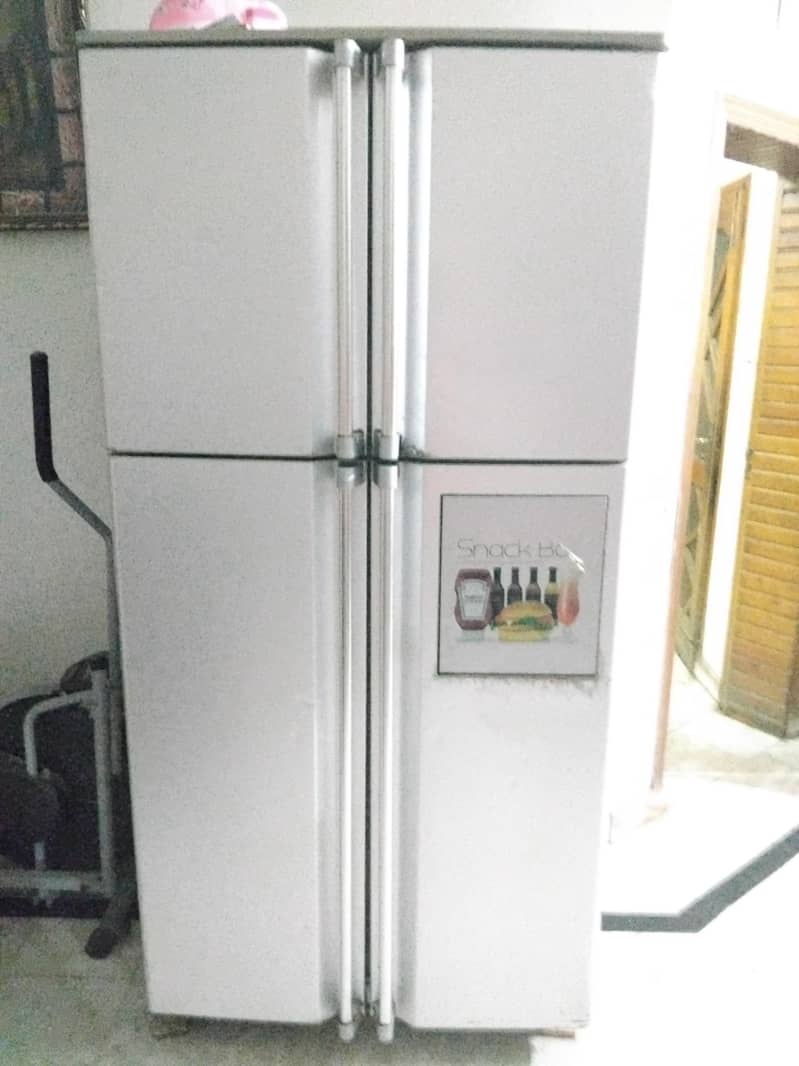Dawlance refrigerator 0
