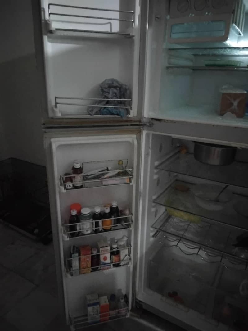 Dawlance refrigerator 3