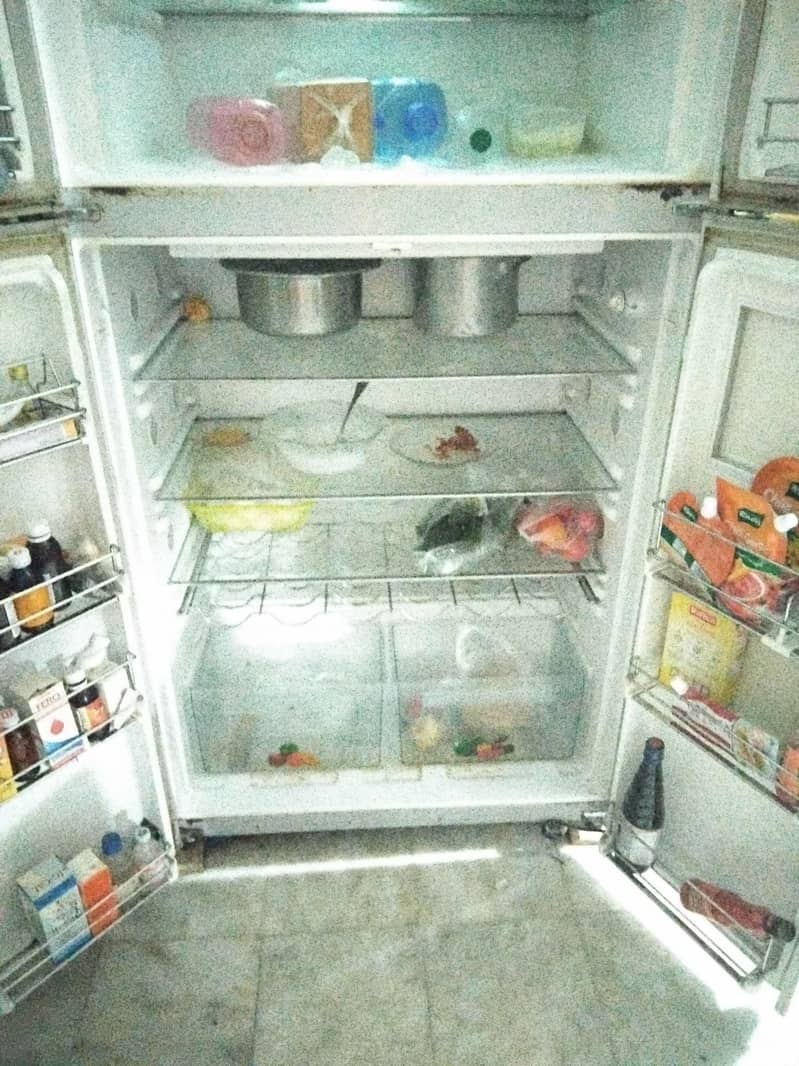 Dawlance refrigerator 7