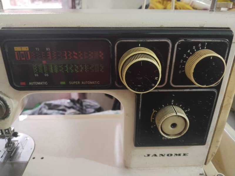 Janome Machine Model 682034256 0