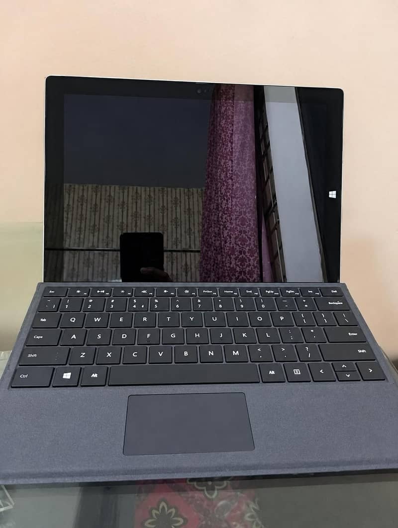 Microsoft surface Touchscreen detachable keyboard 0