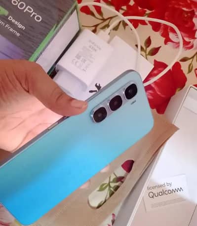 INFINIX HOT 60 PRO 8 RAM 128 MEMORY ORIGINAL BOX CHARGER