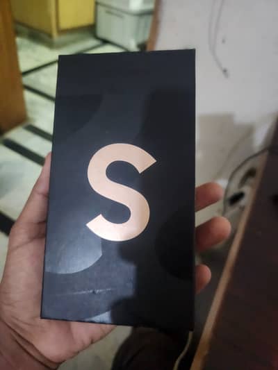 Samsung S22 pta with box
