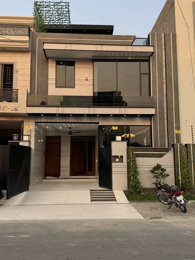 5 Marla Beautiful House For Sale In Central Park Housing Society Lahore