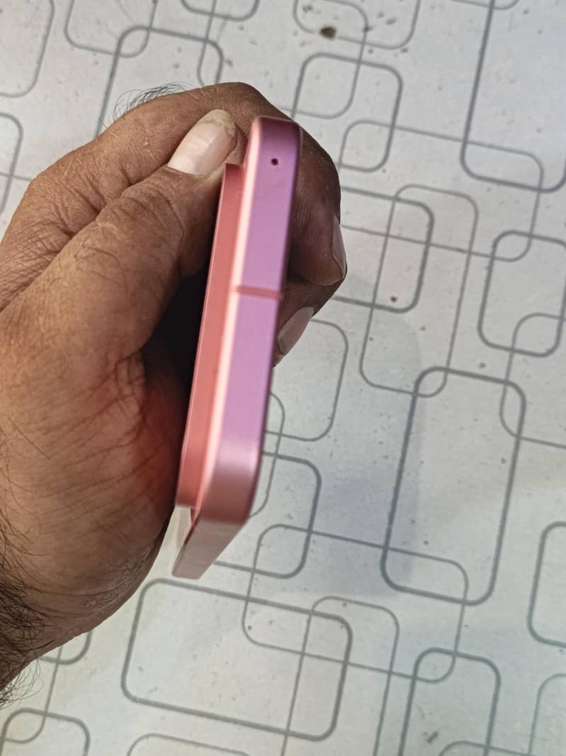 Google Pixel 9 2