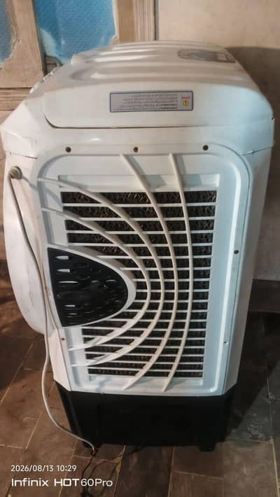 bilkul new condition ka air cooler hai jisne bhe lenna ho rabta karain