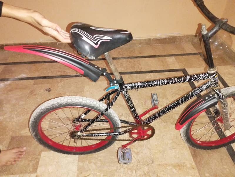 اچھی حالت میں سائیکل برائے فروخت – 12,500 روپے 2