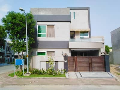 5 Marla Like New OutClass House For Rent In AA Block Sector D Bahria Town