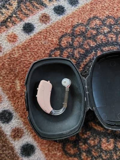 A&M STF P T1 Hearing Aid Machine (BTE) with Case