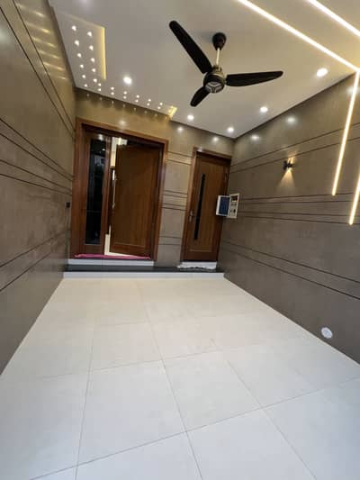 5 Marla Beautiful House For Sale In Central Park Housing Society Lahore
