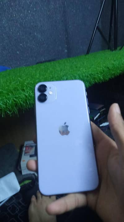 Apple iPhone 11