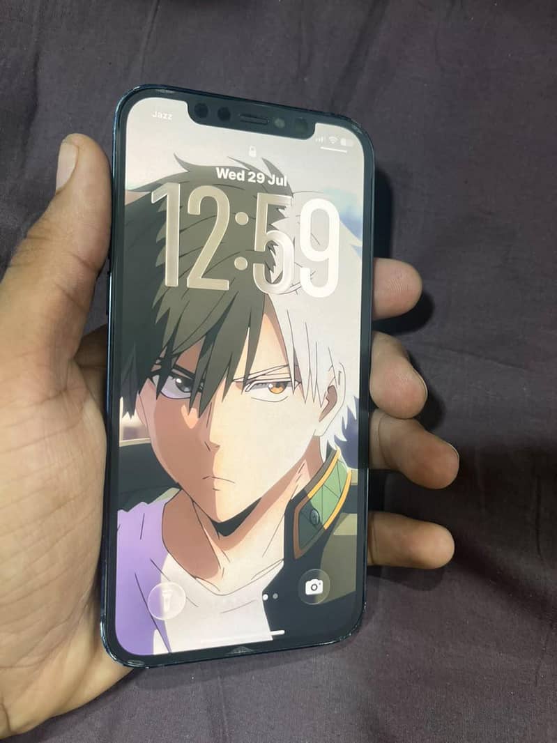 Apple iPhone 12 3