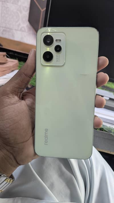 Realme C35