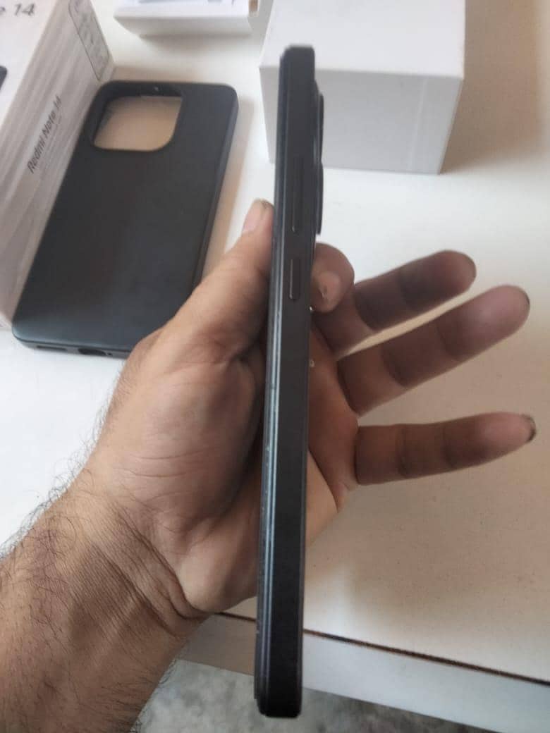 Xiaomi Redmi Note 14 3