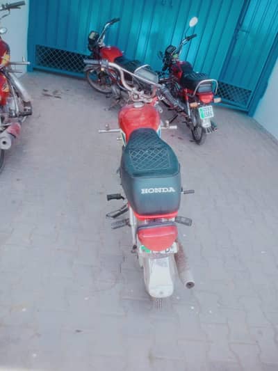 Pakistan Hero 70cc