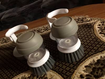 Soap Dispensing Dish Brush – Palm Scrub Brush